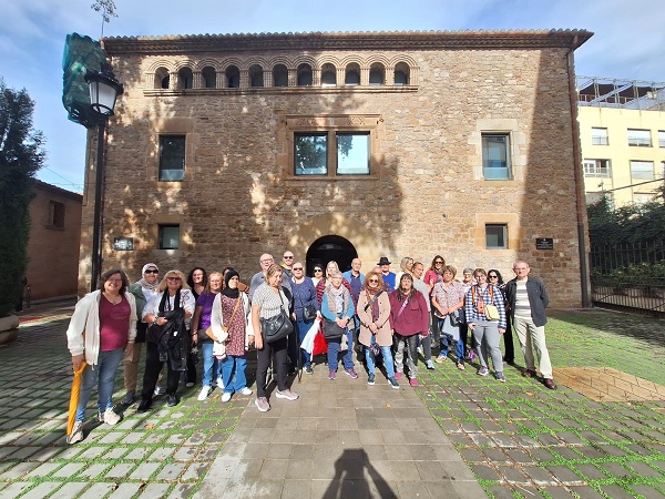 Ruta Vila Vella Escola Adults Catalonia int